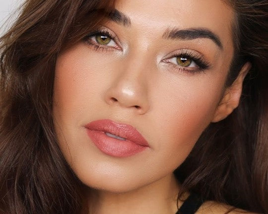 10 Consejos Imprescindibles para un Maquillaje Natural y Duradero